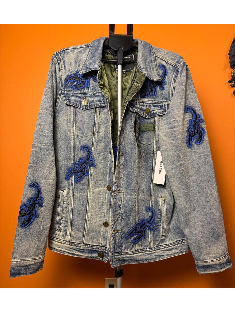 New w Tags Reason Denim Jacket Mens XL Blue Scorpion Embroidered patches